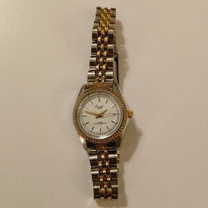 Acuet Women Quartz Wristwatch Silver Gold Tone Round Face Water Resistant Japan